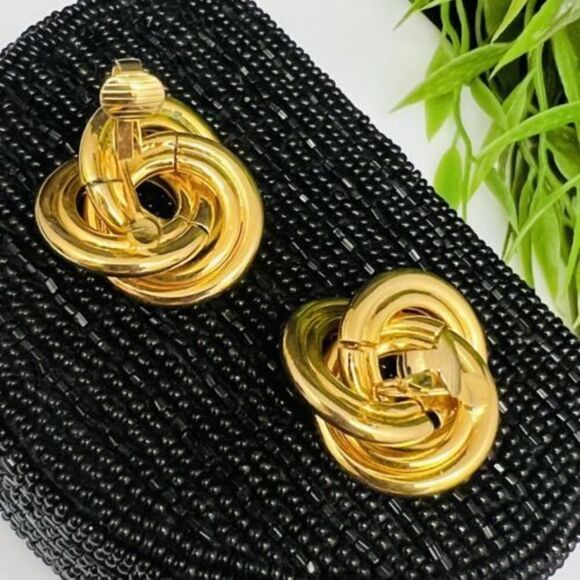 Vintage Celtic Intertwined Ring Circle Clip on Gold Tone Shiny Earrings 4336 - Picture 3 of 5